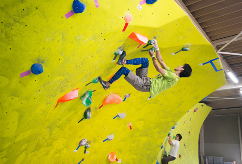 エナジークライミングジム 春日部店 Climbersはクライミング ボルダリングをテーマにした総合webサイト