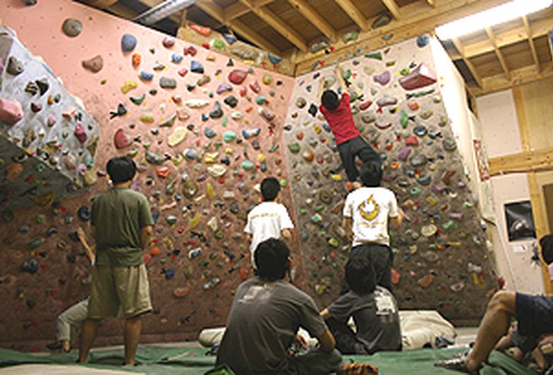 クライミングジム ランナウト Climbersはクライミング ボルダリングをテーマにした総合webサイト