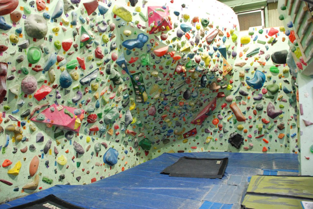 クライミングジム セル Climbersはクライミング ボルダリングをテーマにした総合webサイト