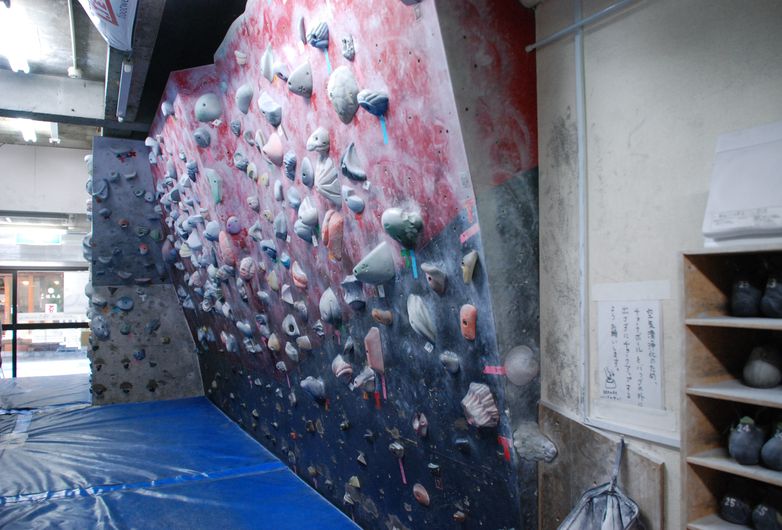 ボルダリングジム J S中野 Climbersはクライミング ボルダリングをテーマにした総合webサイト