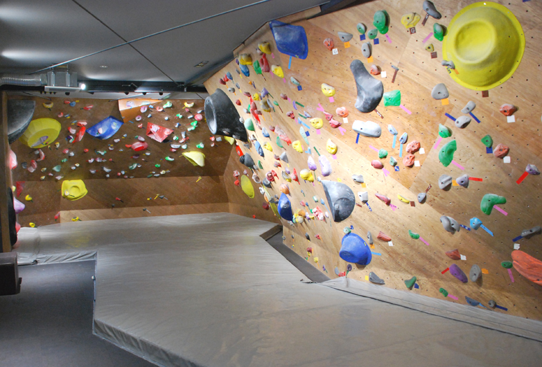 Base Camp Tokyo Climbersはクライミング ボルダリングをテーマにした総合webサイト