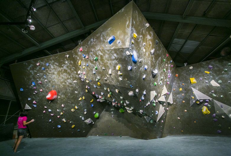 クライミングジム Maboo Climbersはクライミング ボルダリングをテーマにした総合webサイト