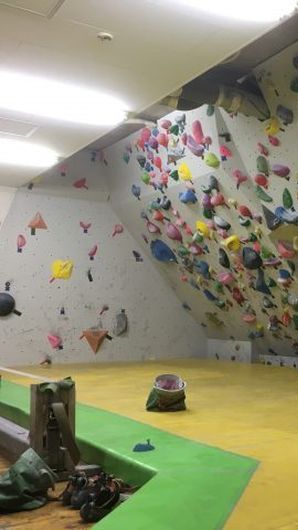 Rock Climbing 三鷹ジム Climbersはクライミング ボルダリングをテーマにした総合webサイト