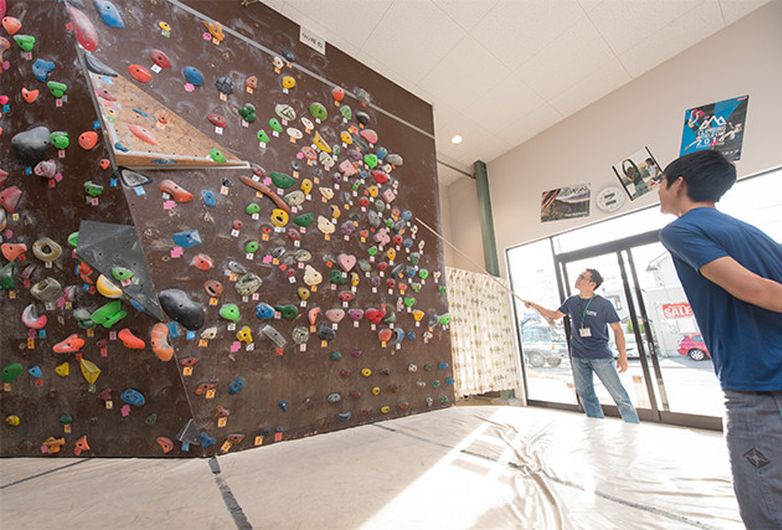 プラネット クライミングジム 静岡店 Climbersはクライミング ボルダリングをテーマにした総合webサイト