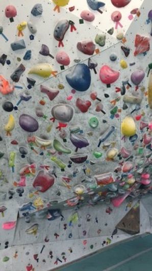 スハラクライミングジム 宝塚店 Climbersはクライミング ボルダリングをテーマにした総合webサイト