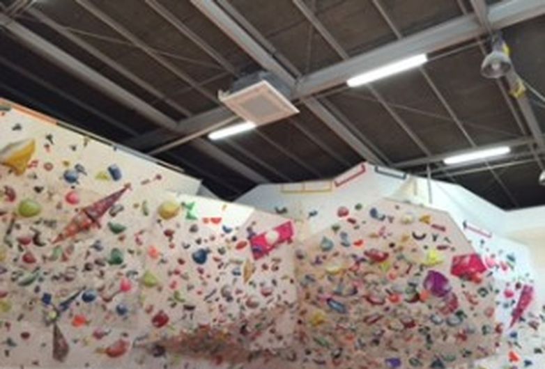 スハラクライミングジム 宝塚店 Climbersはクライミング ボルダリングをテーマにした総合webサイト